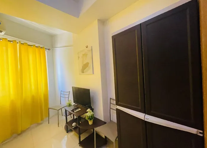 Joyful Pasay Getaway Staycation Near Moa And Ikea Near Mall Of Апартаменты Манила