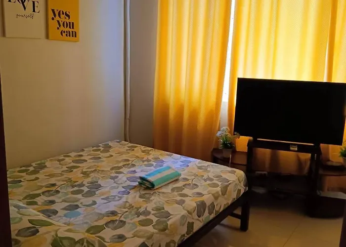 Joyful Pasay Getaway Staycation Near Moa And Ikea Near Mall Of Манила
