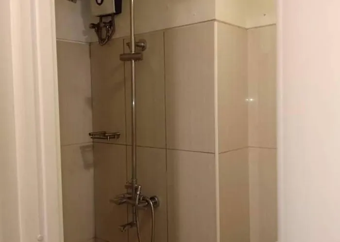 Joyful Pasay Getaway Staycation Near Moa And Ikea Near Mall Of Манила