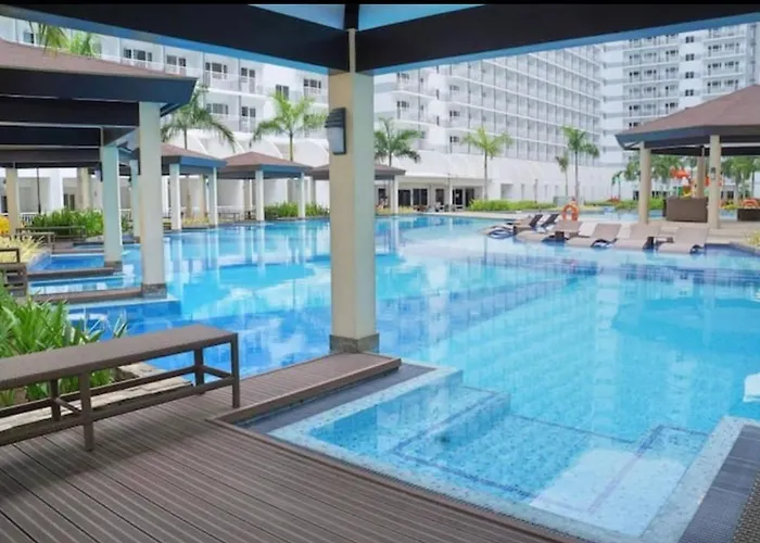 Joyful Pasay Getaway Staycation Near Moa And Ikea Near Mall Of *