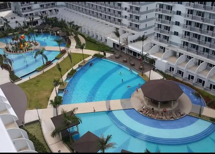 Joyful Pasay Getaway Staycation Near Moa And Ikea Near Mall Of Апартаменты